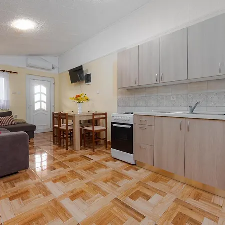 Apartment Zlata
